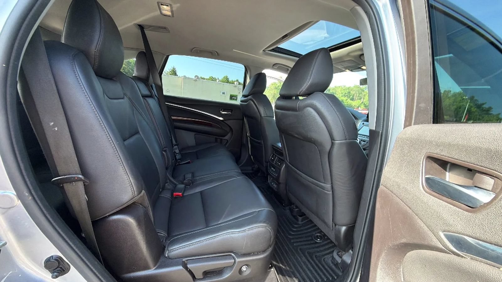 Used 2017 Acura MDX SH-AWD image 50