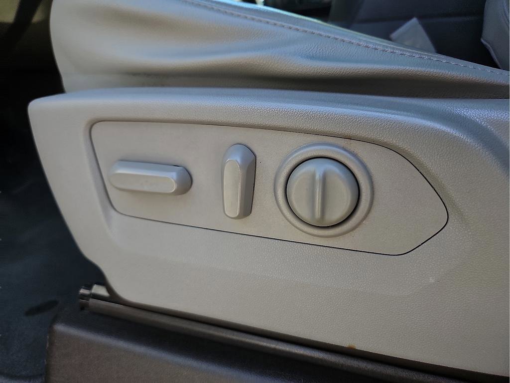 Used 2020 GMC Sierra 1500 SLT AWD/4WD image 14