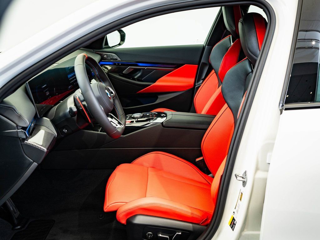 New 2026 BMW M5 w/ Executive Package image 19