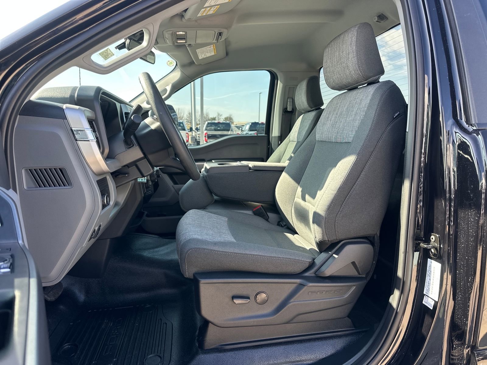 New 2026 Ford F450 XLT w/ XLT Value Package image 9