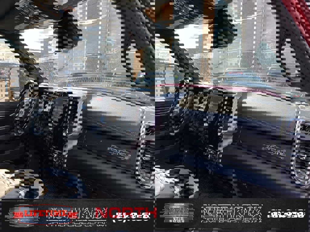 Used 2024 RAM 3500 Laramie w/ Night Edition image 11