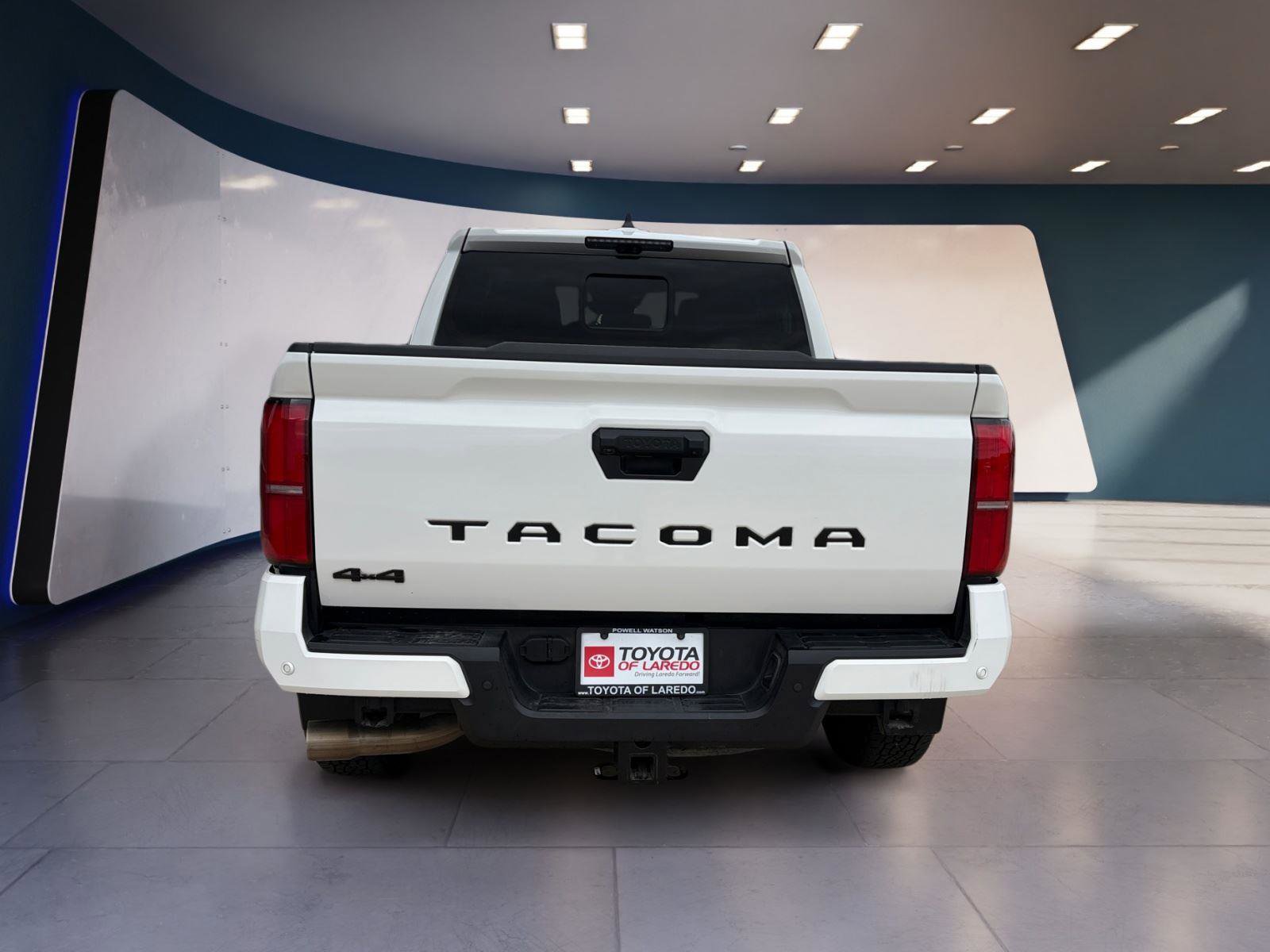 Used 2024 Toyota Tacoma TRD Off-Road w/ TRD Off Road Premium Package image 4