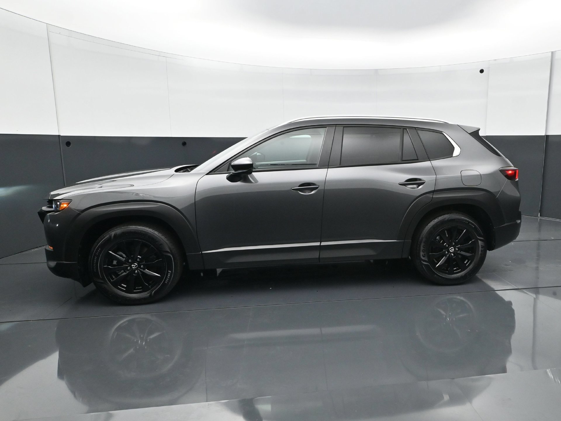 Used 2025 MAZDA CX-50 AWD 2.5 S w/ Preferred Package image 3