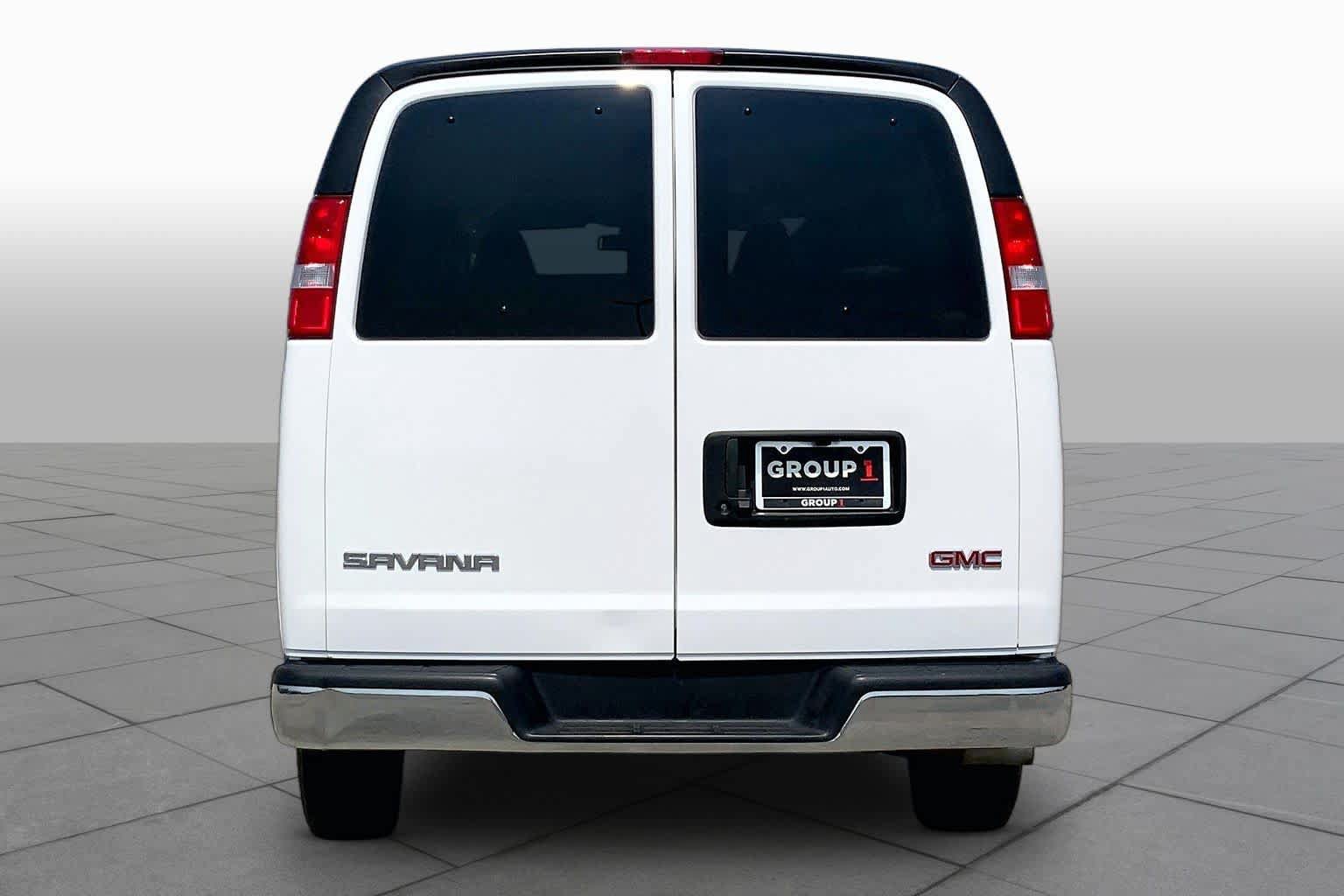 Used 2025 GMC Savana 3500 LT w/ LT Preferred Equipment Group RWD image 5
