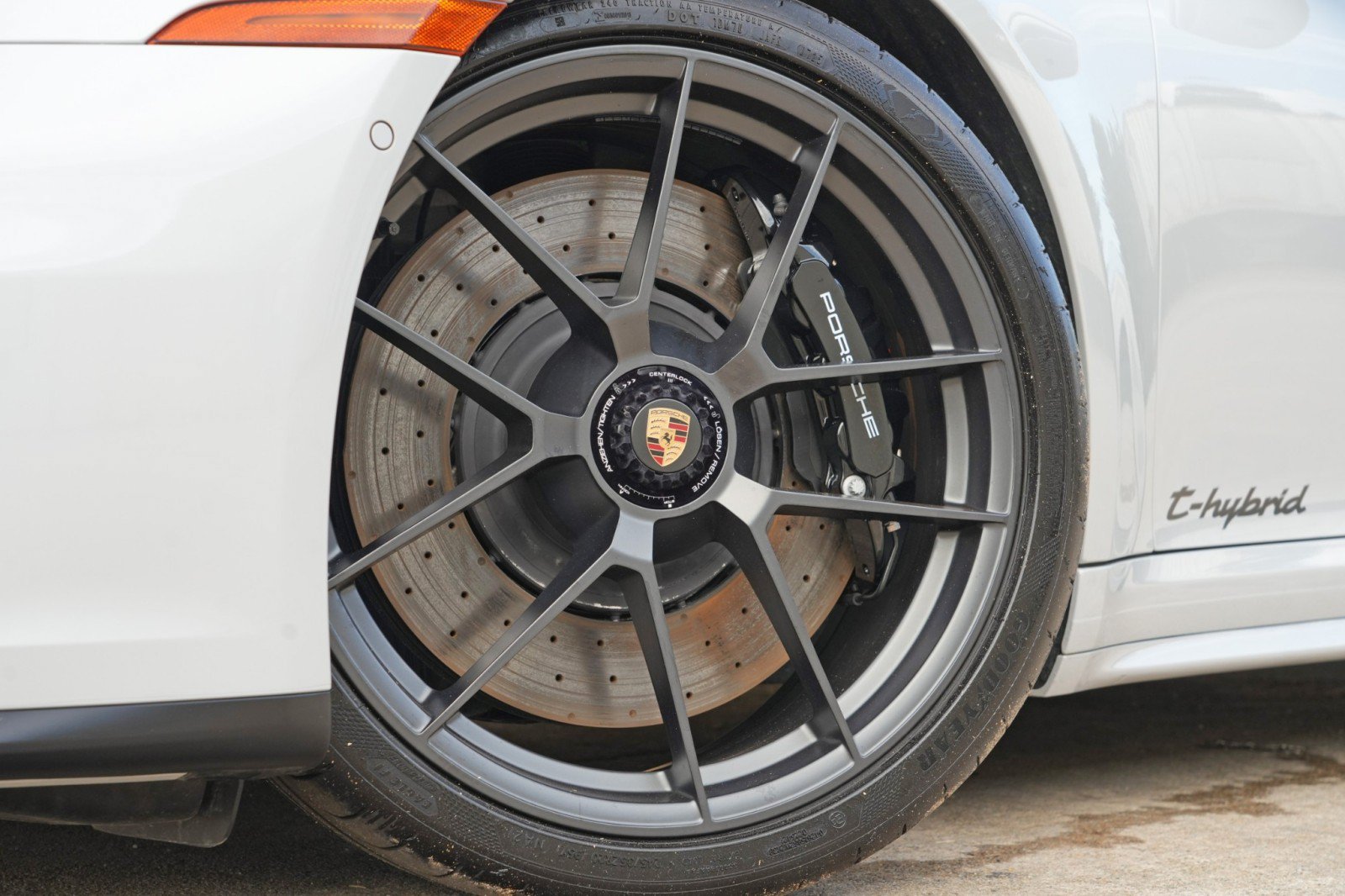 Used 2025 Porsche 911 Carrera GTS RWD image 64