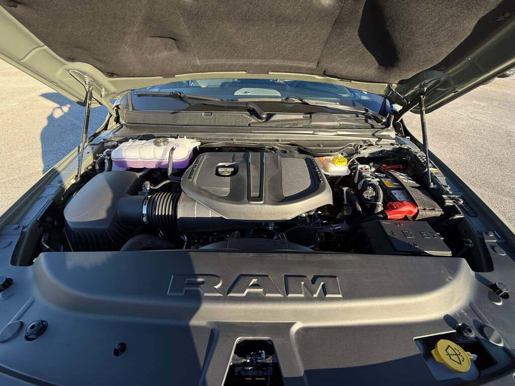 New 2026 RAM 1500 Laramie w/ Night Edition image 18