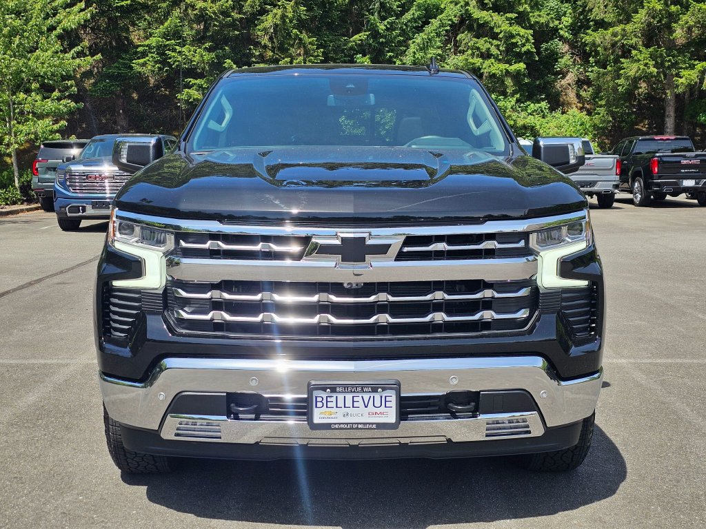 Used 2026 Chevrolet Silverado 1500 LTZ AWD/4WD image 8