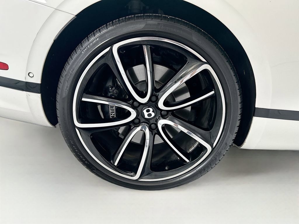 Used 2022 Bentley Continental GT AWD/4WD image 37