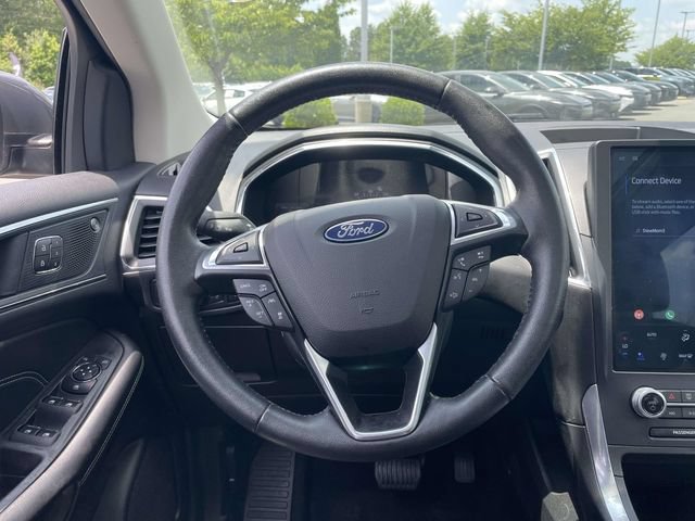 Used 2021 Ford Edge Titanium w/ Equipment Group 301A FWD image 14