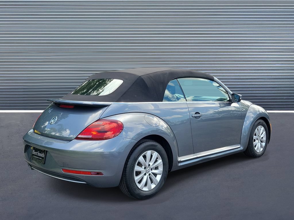 Used 2019 Volkswagen Beetle 2.0T S FWD image 3
