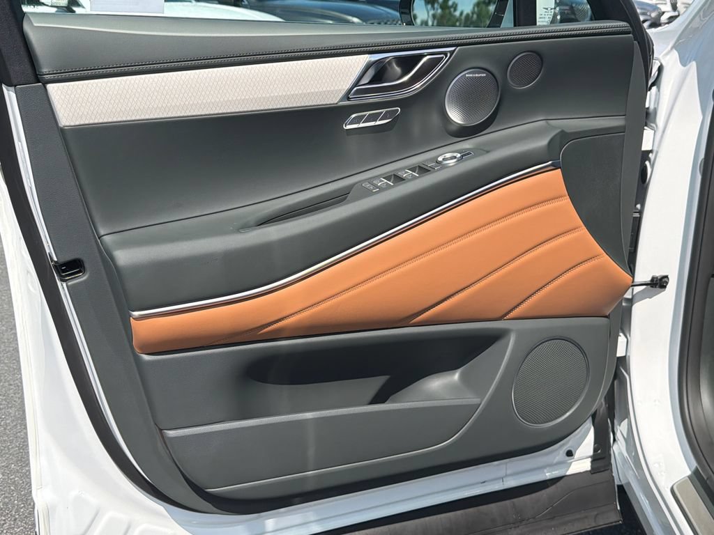 New 2027 Genesis GV80 2.5T Prestige AWD/4WD image 12