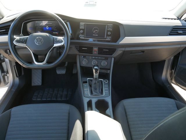 Certified 2024 Volkswagen Jetta S FWD image 21