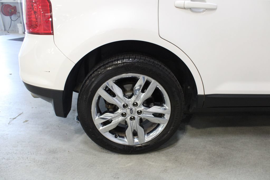 Used 2013 Ford Edge Limited FWD image 26