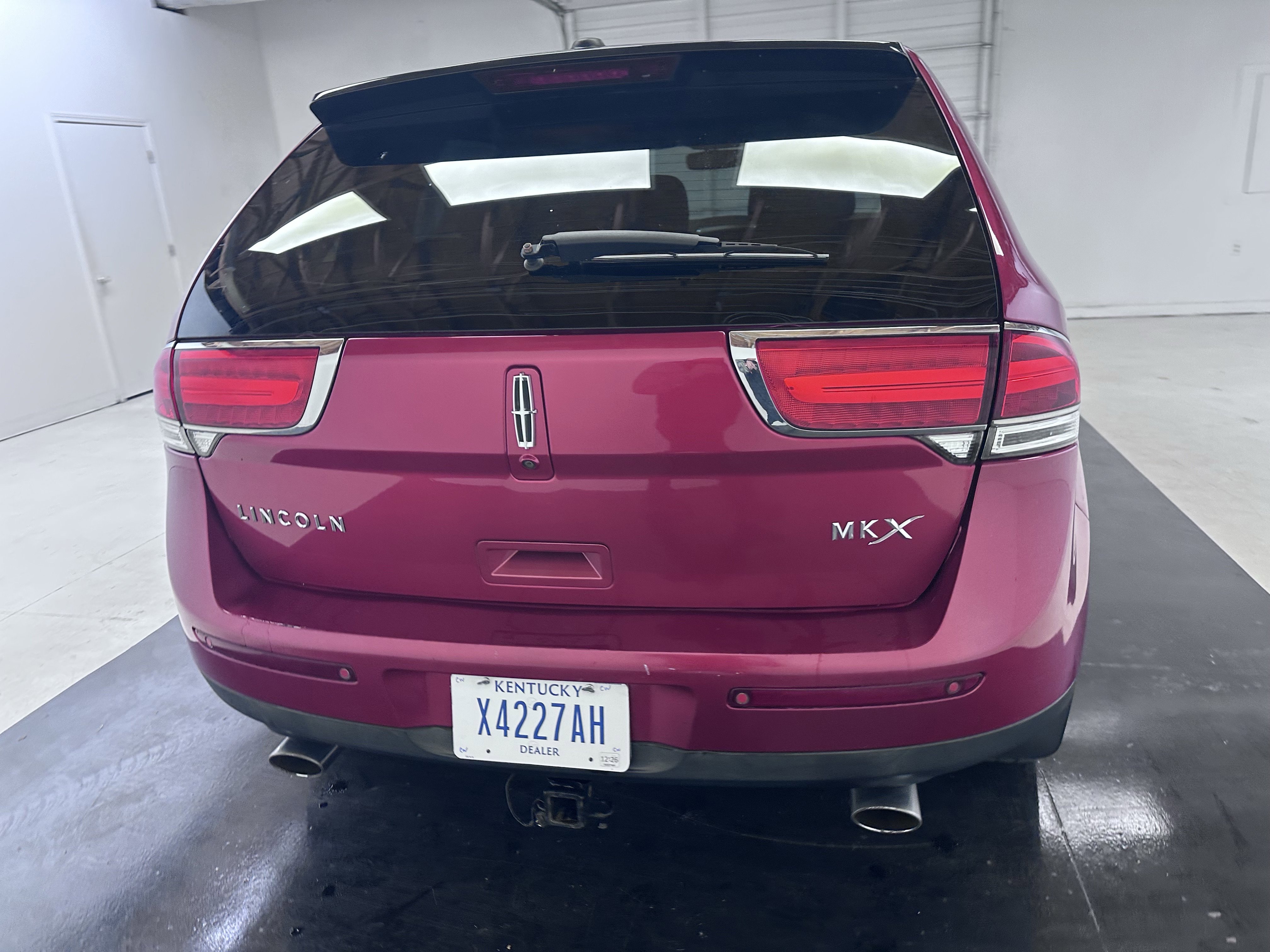 Used 2011 Lincoln MKX 2WD w/ 101A Rapid Spec Order Code image 15