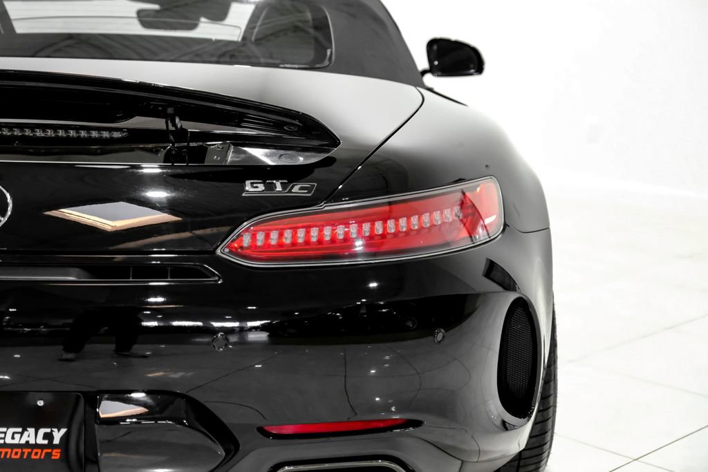Used 2018 Mercedes-Benz AMG GT C w/ AMG Interior Night Package image 39