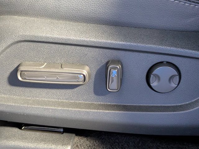 Certified 2024 Honda Pilot Touring image 22