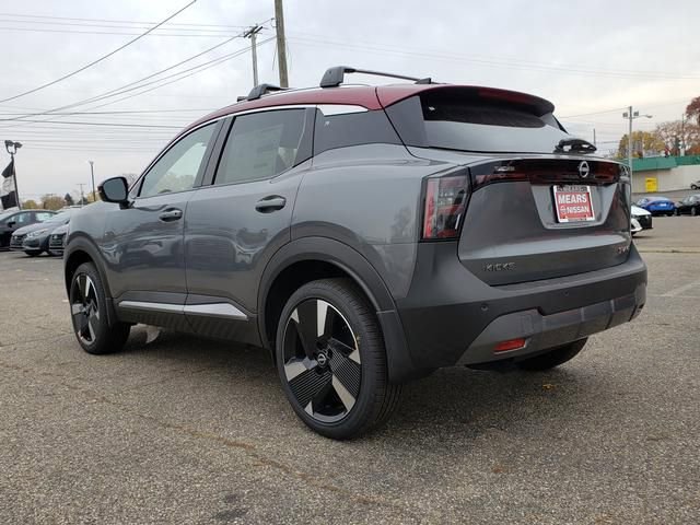 New 2026 Nissan Kicks SR w/ Cold Weather Package image 4