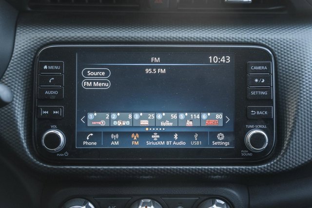 Used 2024 Nissan Kicks SV image 24