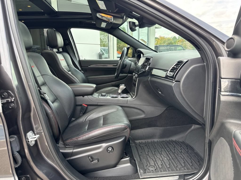Used 2021 Jeep Grand Cherokee Trailhawk w/ Trailhawk Luxury Group AWD/4WD image 12