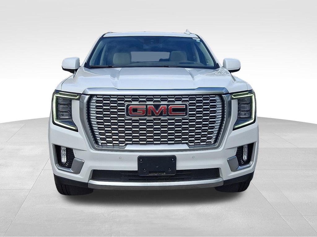 Used 2023 GMC Yukon Denali image 2