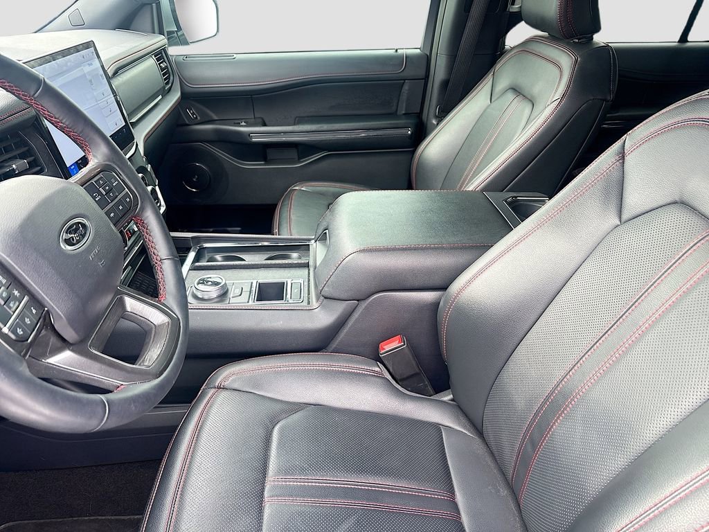 Used 2024 Ford Expedition Limited image 22