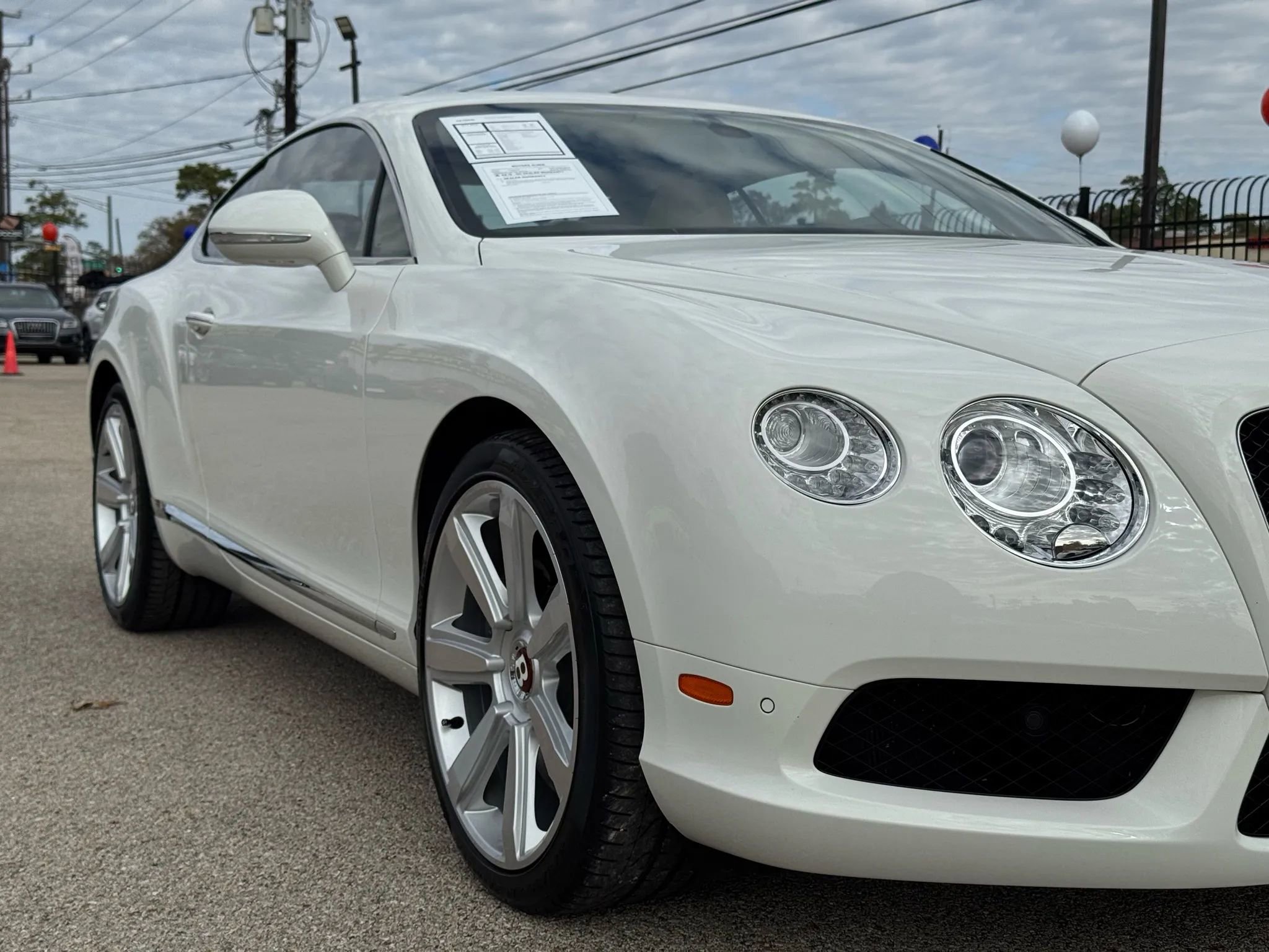 Used 2013 Bentley Continental GT w/ Touring Specification Pkg image 50