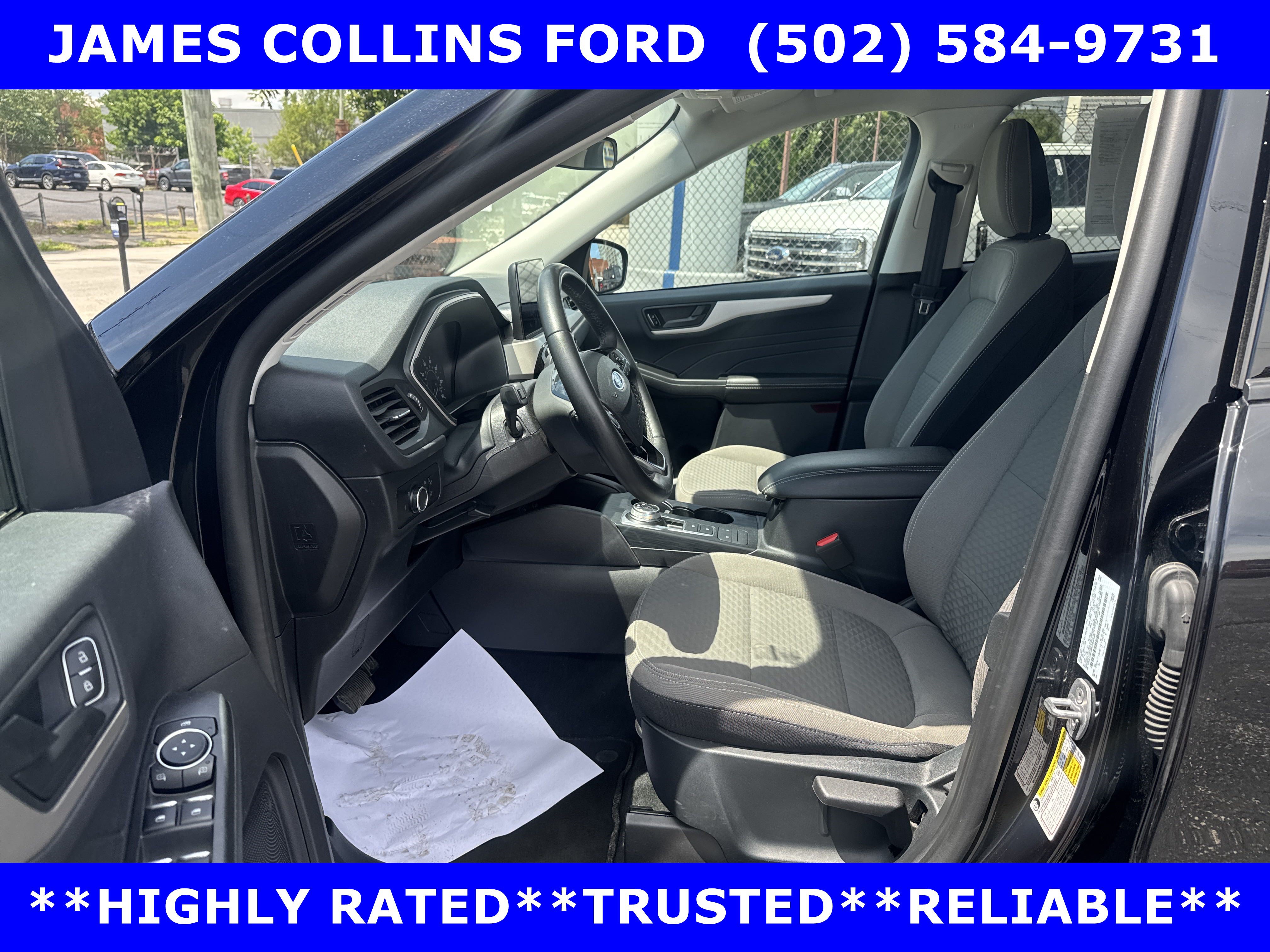 Used 2022 Ford Escape SE w/ Cold Weather Package AWD/4WD image 11