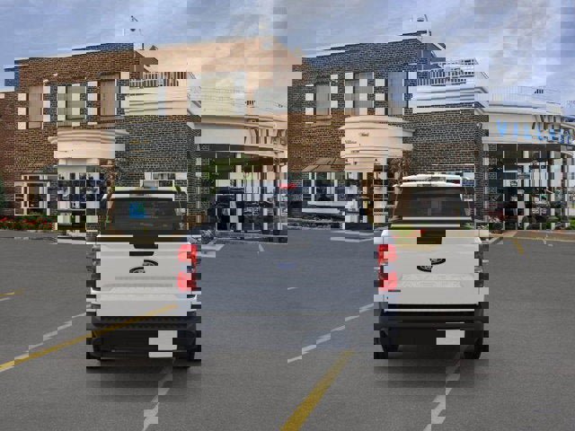 New 2025 Ford Maverick XL image 4