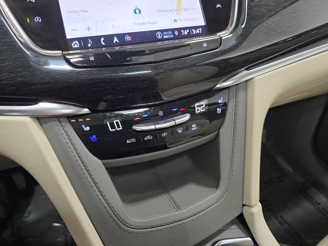 Used 2023 Cadillac XT6 Premium Luxury w/ Technology Package AWD/4WD image 21