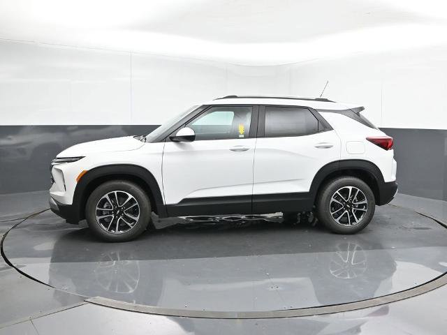 New 2026 Chevrolet TrailBlazer LT w/ Convenience Package image 2