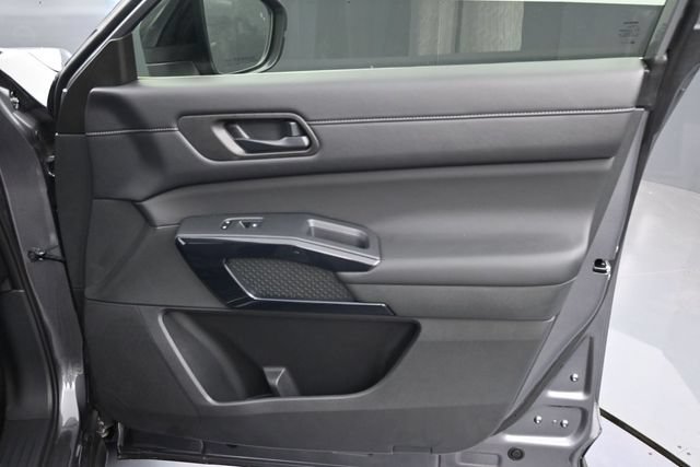New 2026 Nissan Pathfinder SV FWD image 32