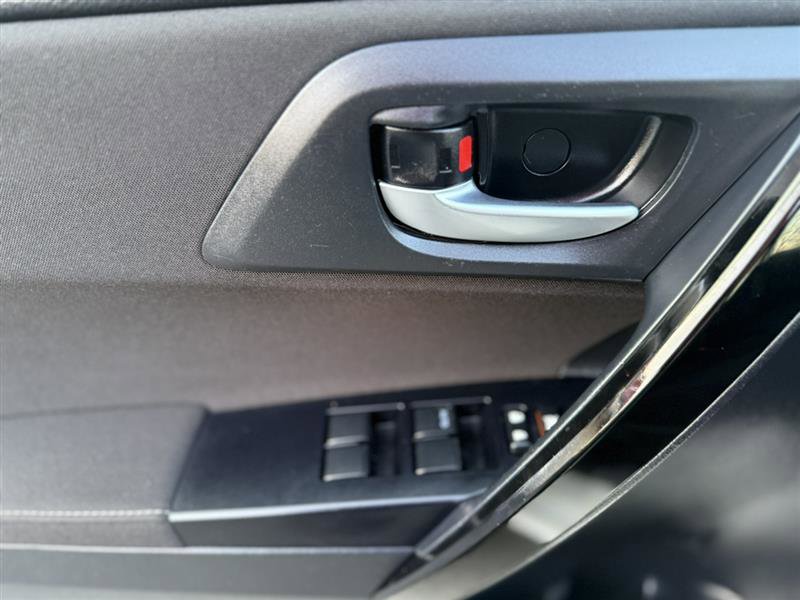 Used 2017 Toyota Corolla iM w/ Carpet Mat Package image 31