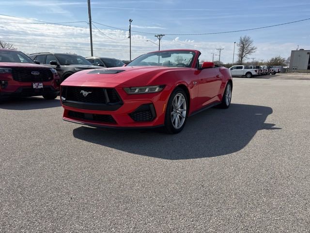 Used 2025 Ford Mustang GT Premium image 4
