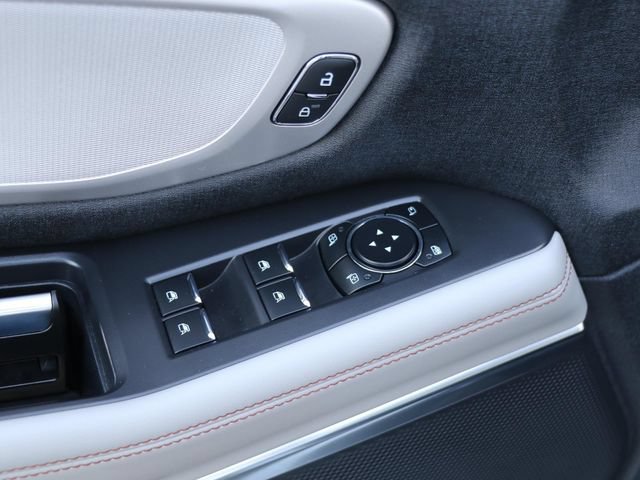Used 2025 Ford Expedition Active AWD/4WD image 19