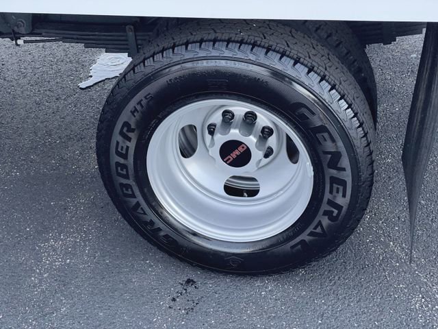 New 2025 GMC Savana 3500 w/ Power Convenience Package image 25