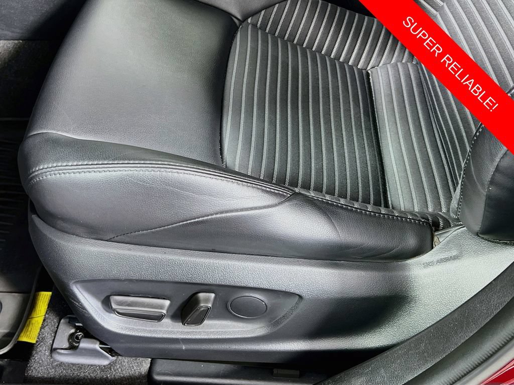 Used 2024 Toyota Corolla XSE FWD image 17
