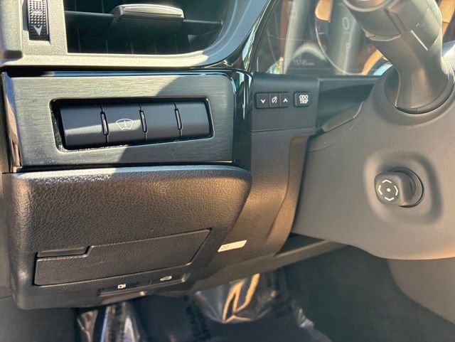 Certified 2024 Lexus ES 350 w/ Technology Package FWD image 13
