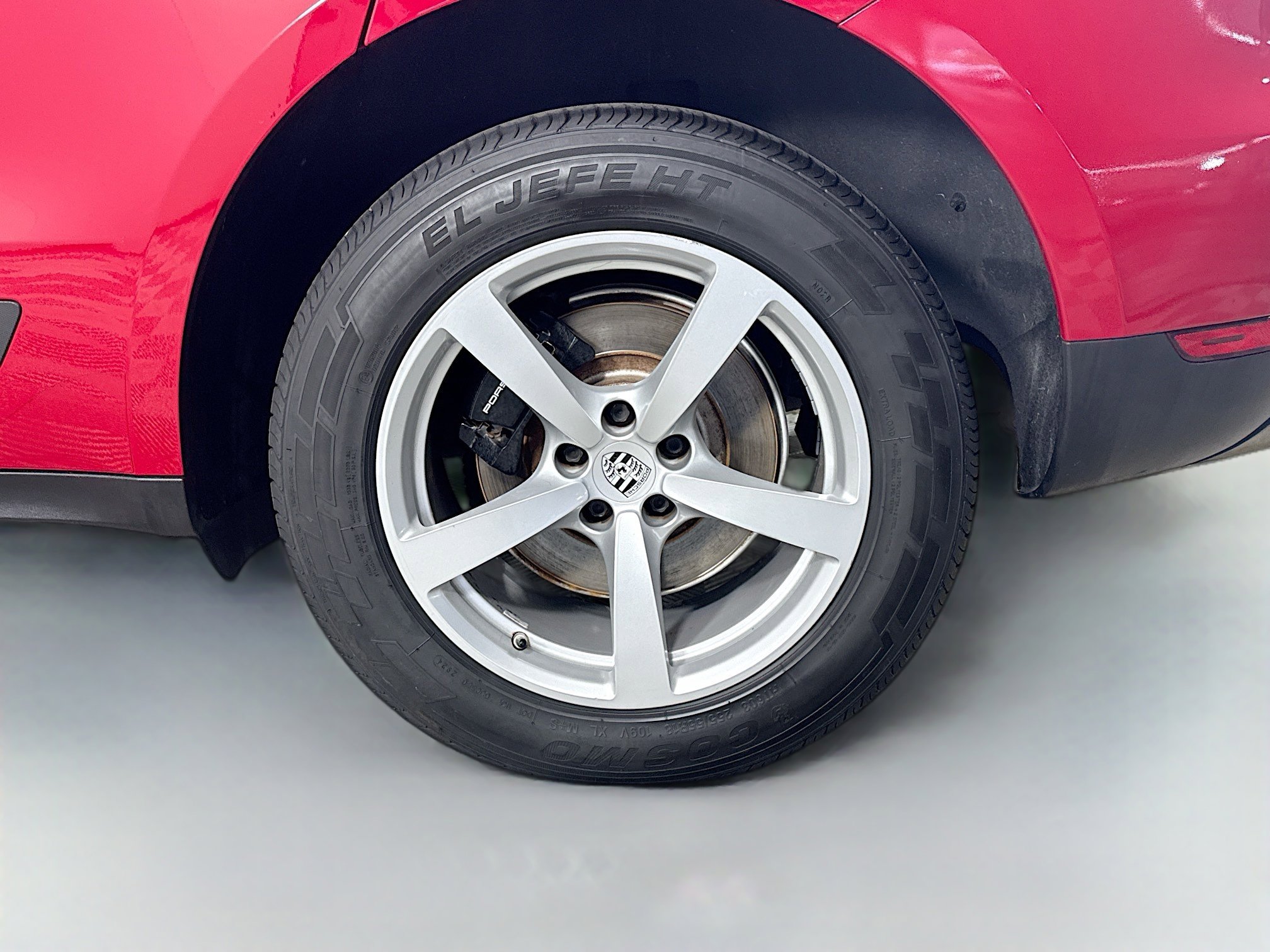 Used 2021 Porsche Macan image 35