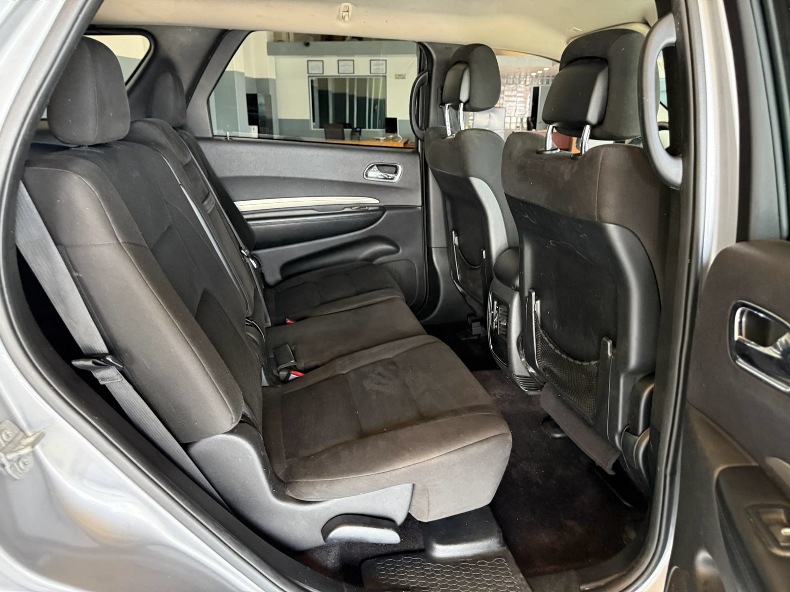 Used 2017 Dodge Durango SXT w/ 3rd Row Seating Group RWD image 13