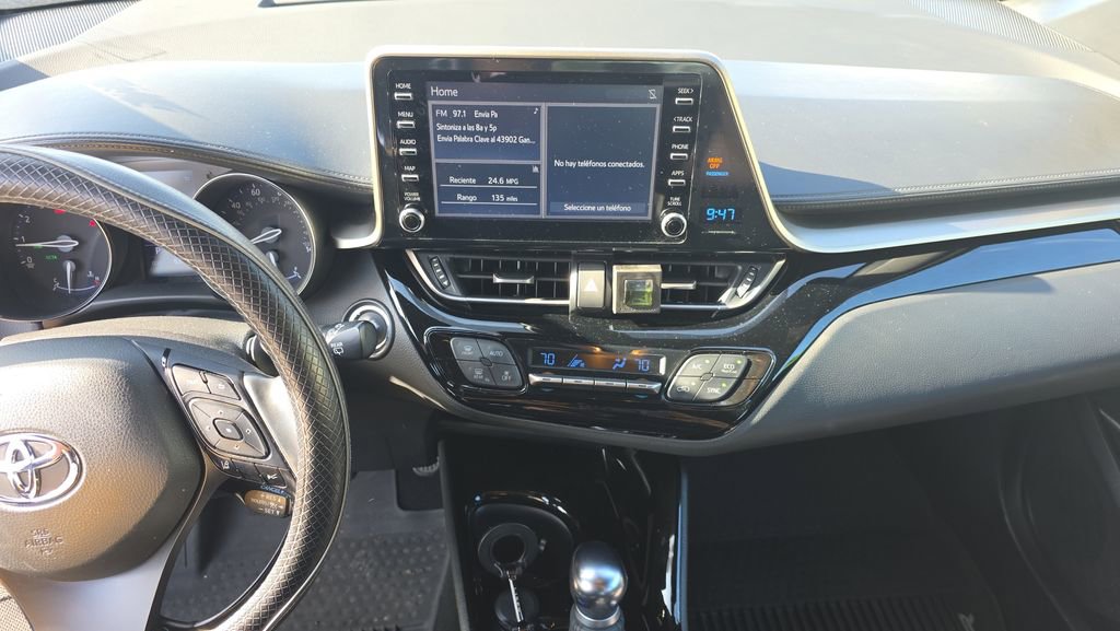 Used 2019 Toyota C-HR XLE image 27