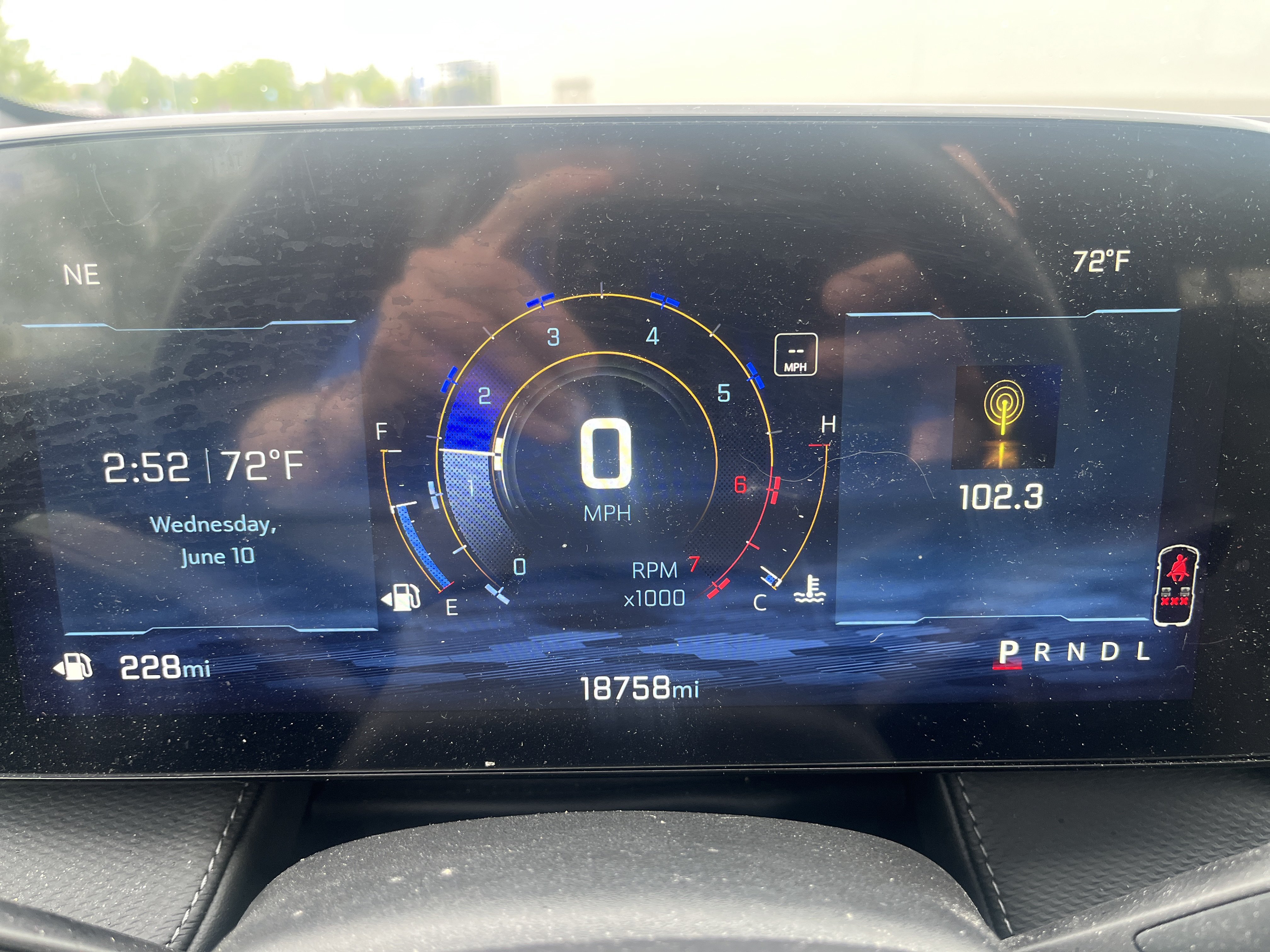 Used 2025 Chevrolet Equinox LT w/ Safety and Technology Package FWD image 16