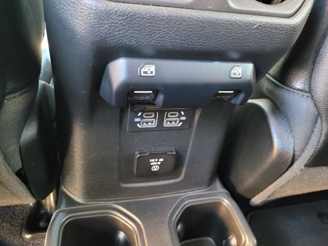Certified 2023 Jeep Gladiator Mojave w/ Cold Weather Group image 11