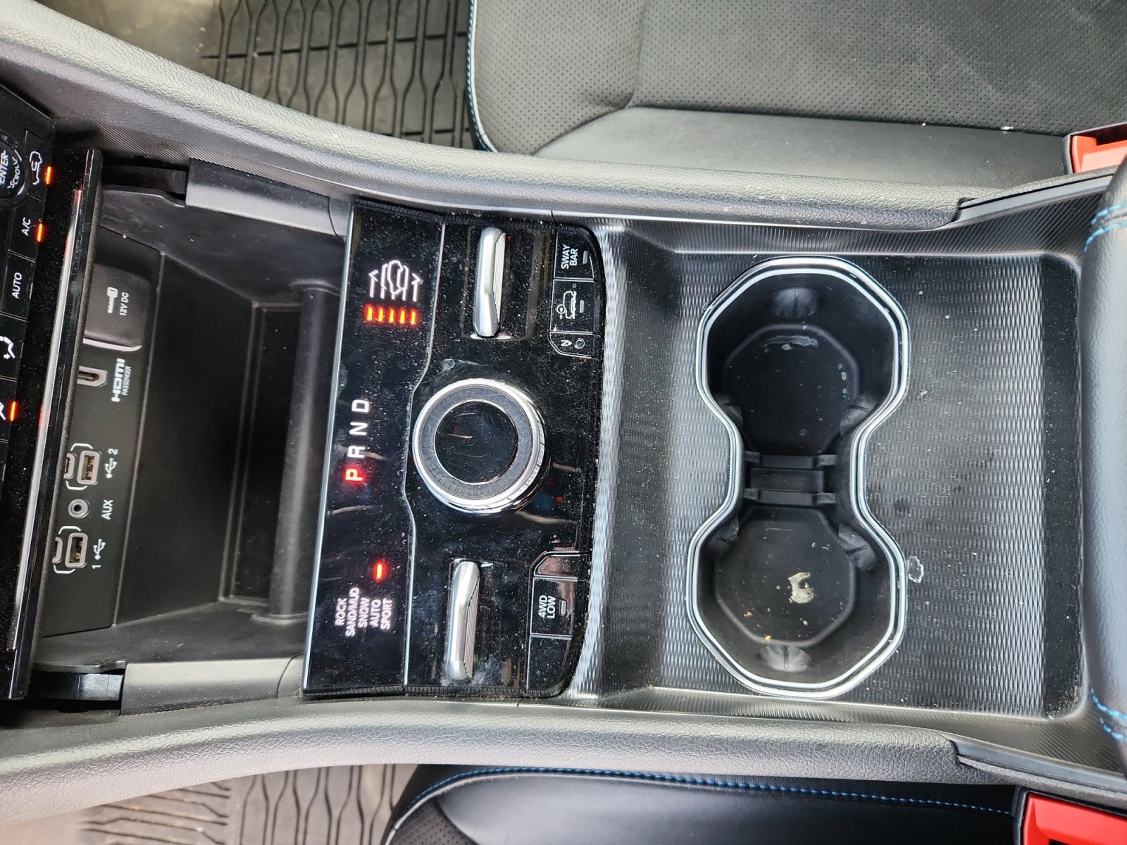 Used 2024 Jeep Grand Cherokee Trailhawk image 15