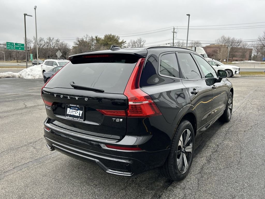 New 2025 Volvo XC60 T8 Core w/ Protection Package Premier image 8