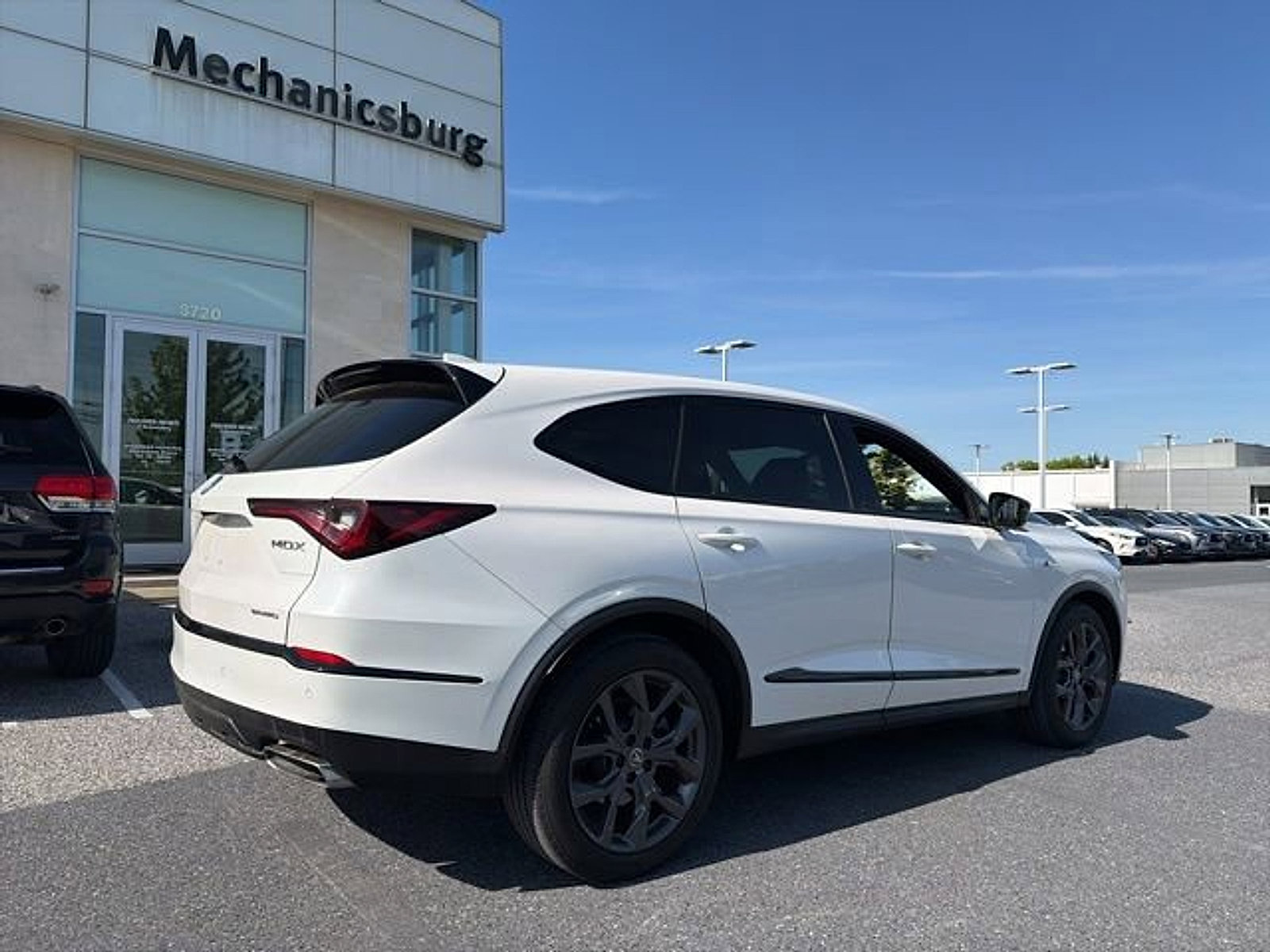 Used 2024 Acura MDX A-Spec AWD/4WD image 8