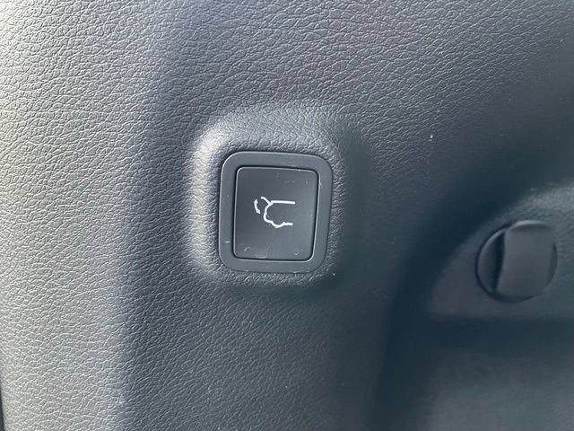 Used 2020 Jeep Cherokee Limited AWD/4WD image 31