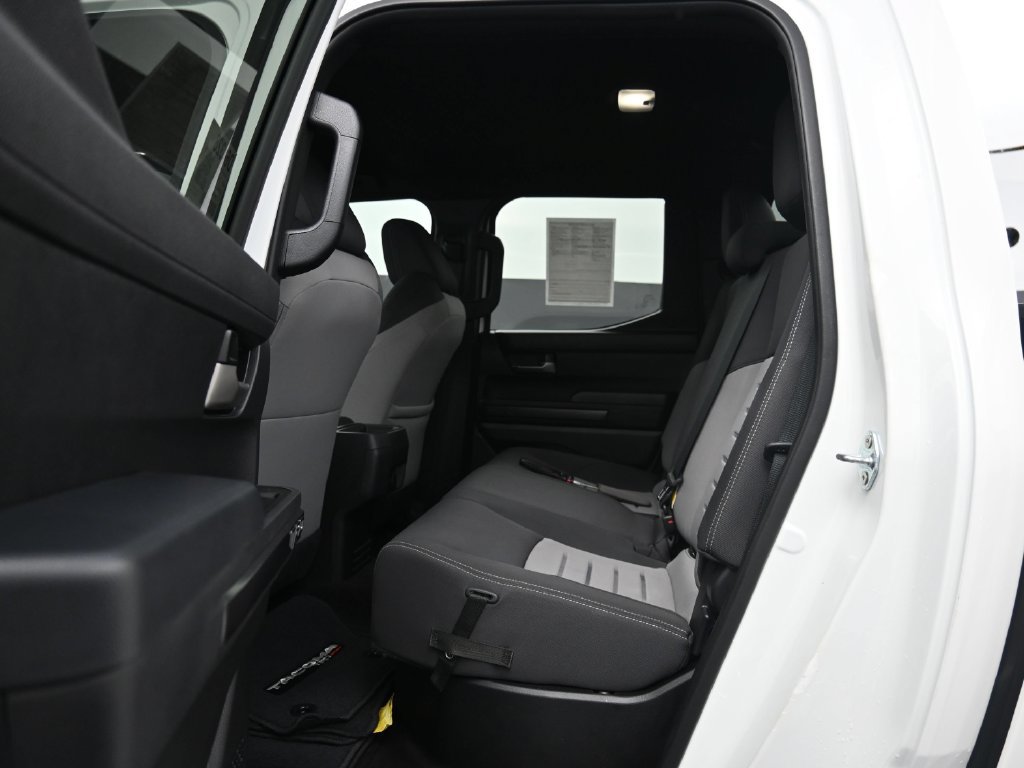 Used 2024 Toyota Tacoma TRD Sport AWD/4WD image 16