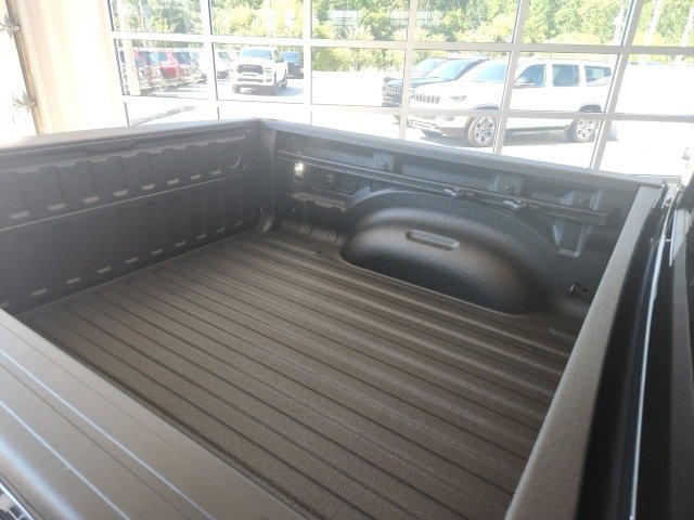 New 2026 RAM 1500 4x4 Crew Cab image 15