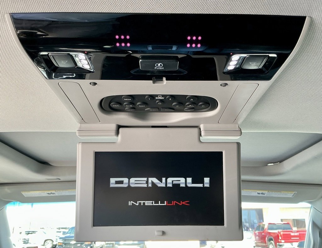Used 2019 GMC Yukon XL Denali w/ Denali Ultimate Package image 32