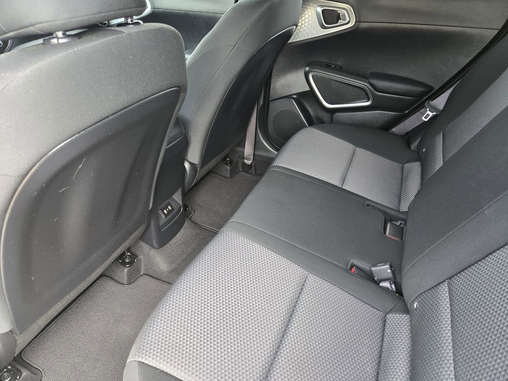Certified 2025 Kia Soul S FWD image 29